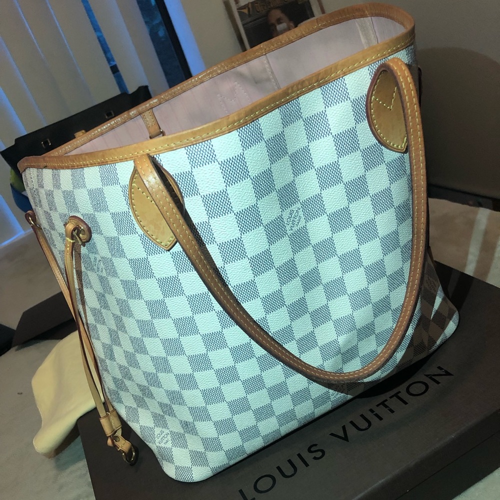 Louis Vuitton Pink & Creme Purse